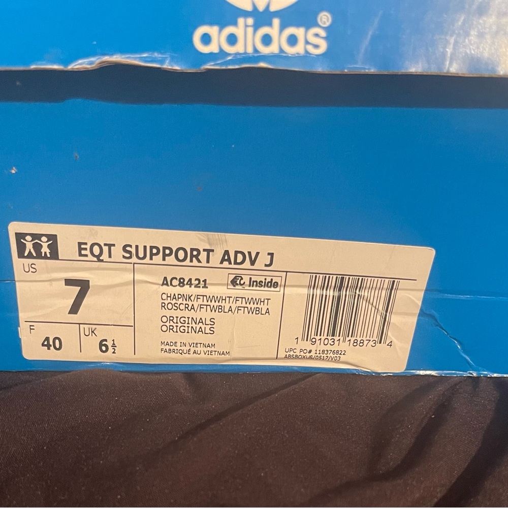 Adidas - Picture 4 of 4